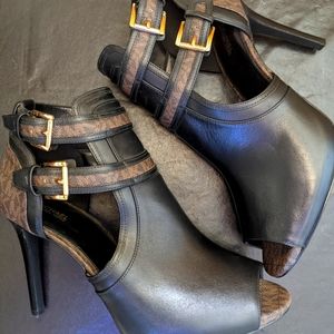 Michael Kors MK bootie
